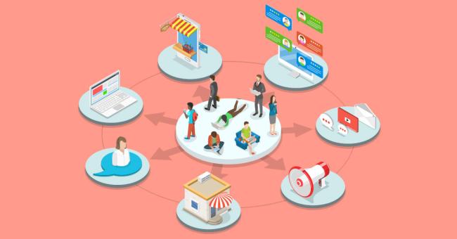 7 ways to rock your omnichannel customer experience Isometric illustration of omnichannel users