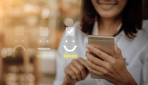 Positive customer experience CX smiley face good rating