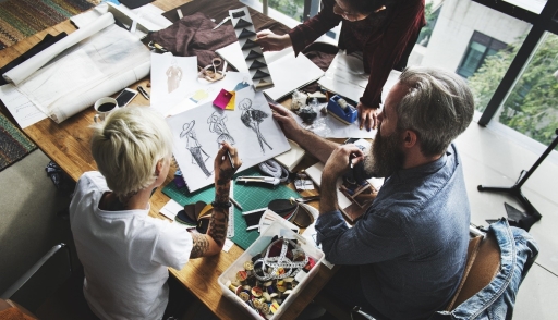 Fashion and Apparel Designers dealing with Product Life Cycle Management
